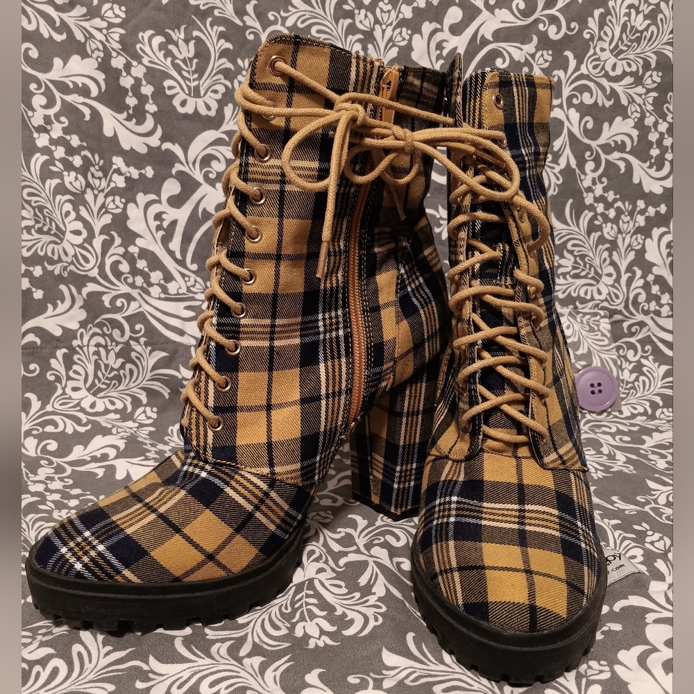 Boots - Picture 2 of 2